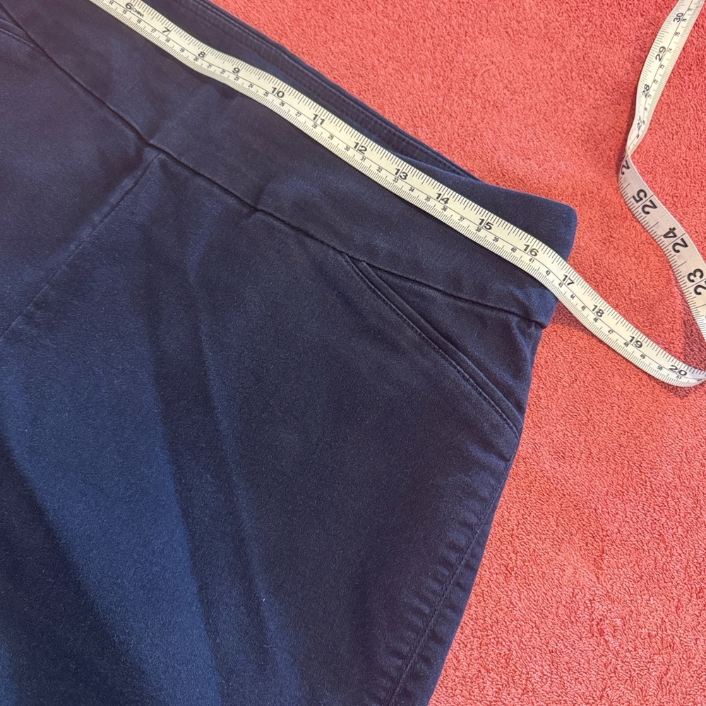 Straight-Leg Women's Jeans in Navy - Classic Everyday Fit - Picture 12 of 16